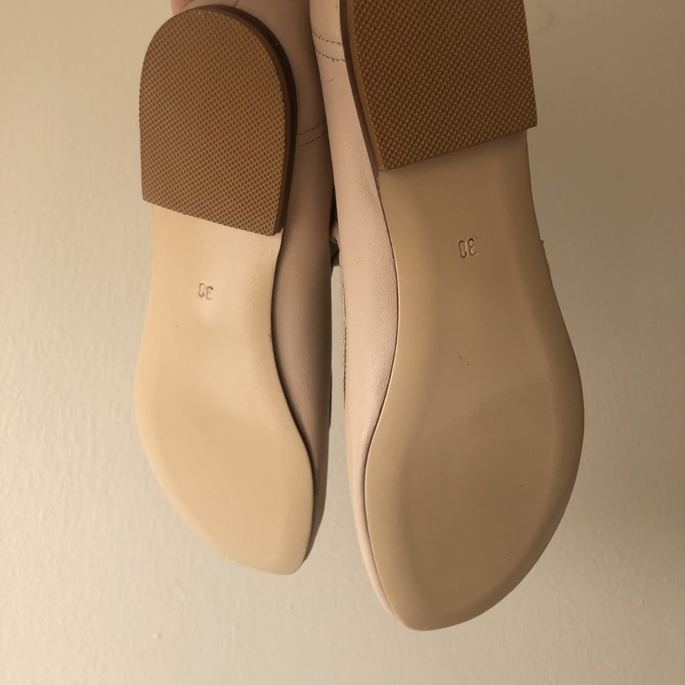 SOLD*  —  Maryam Nassir Zadeh Thelma Flat - Picture 3 of 4